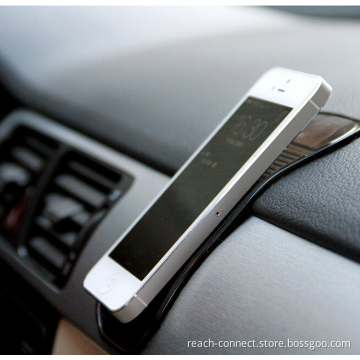 New cheap colorful silicone rubber material multipurpose car non slip case for phone
